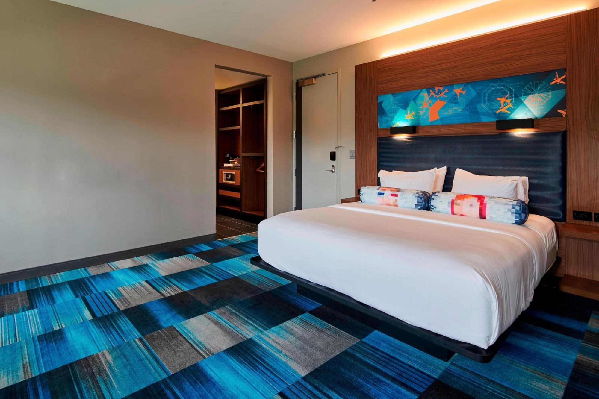 Hotel Aloft Cleveland Airport North Olmsted Esterno foto